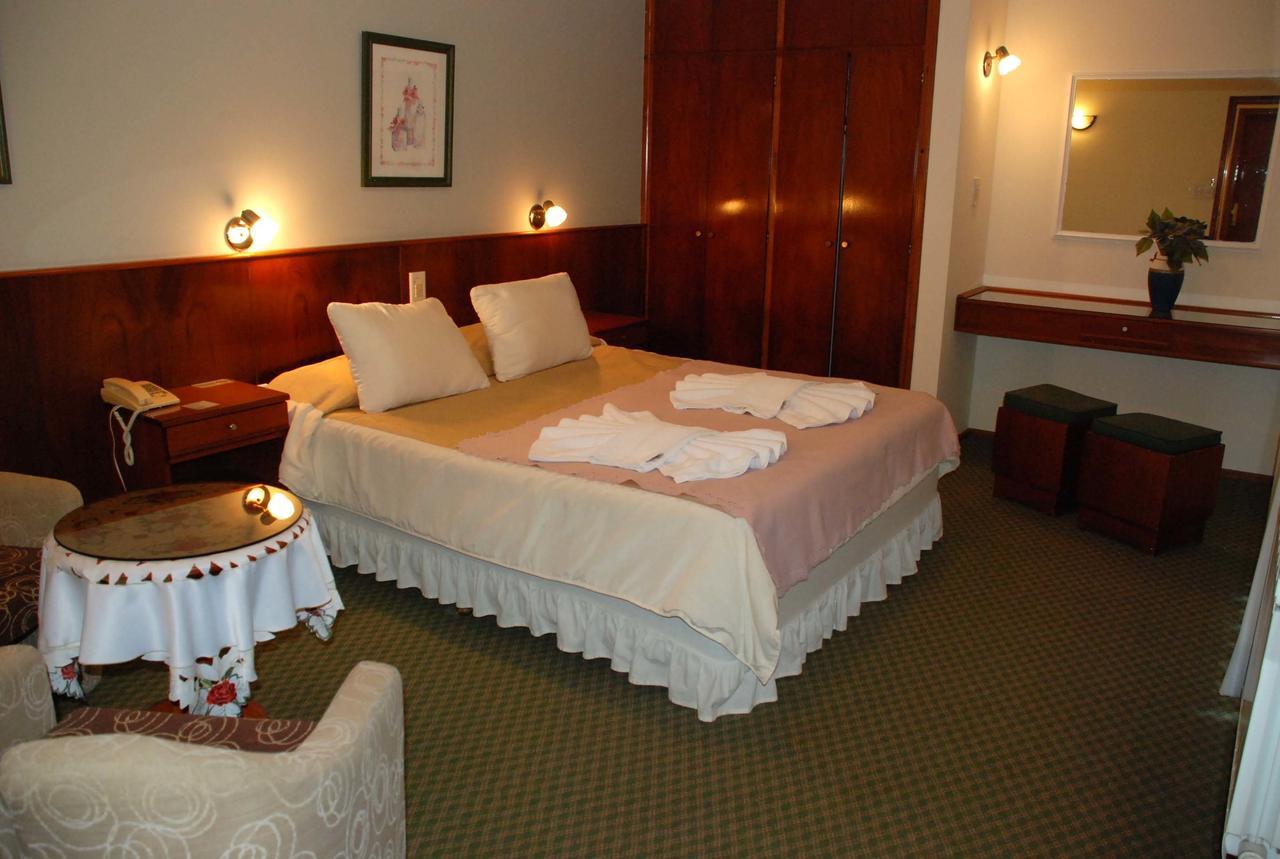 Hotel La Posta Oncativo Luaran gambar